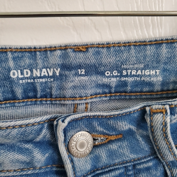 Button Fly High Rise Jeans - Picture 2 of 6